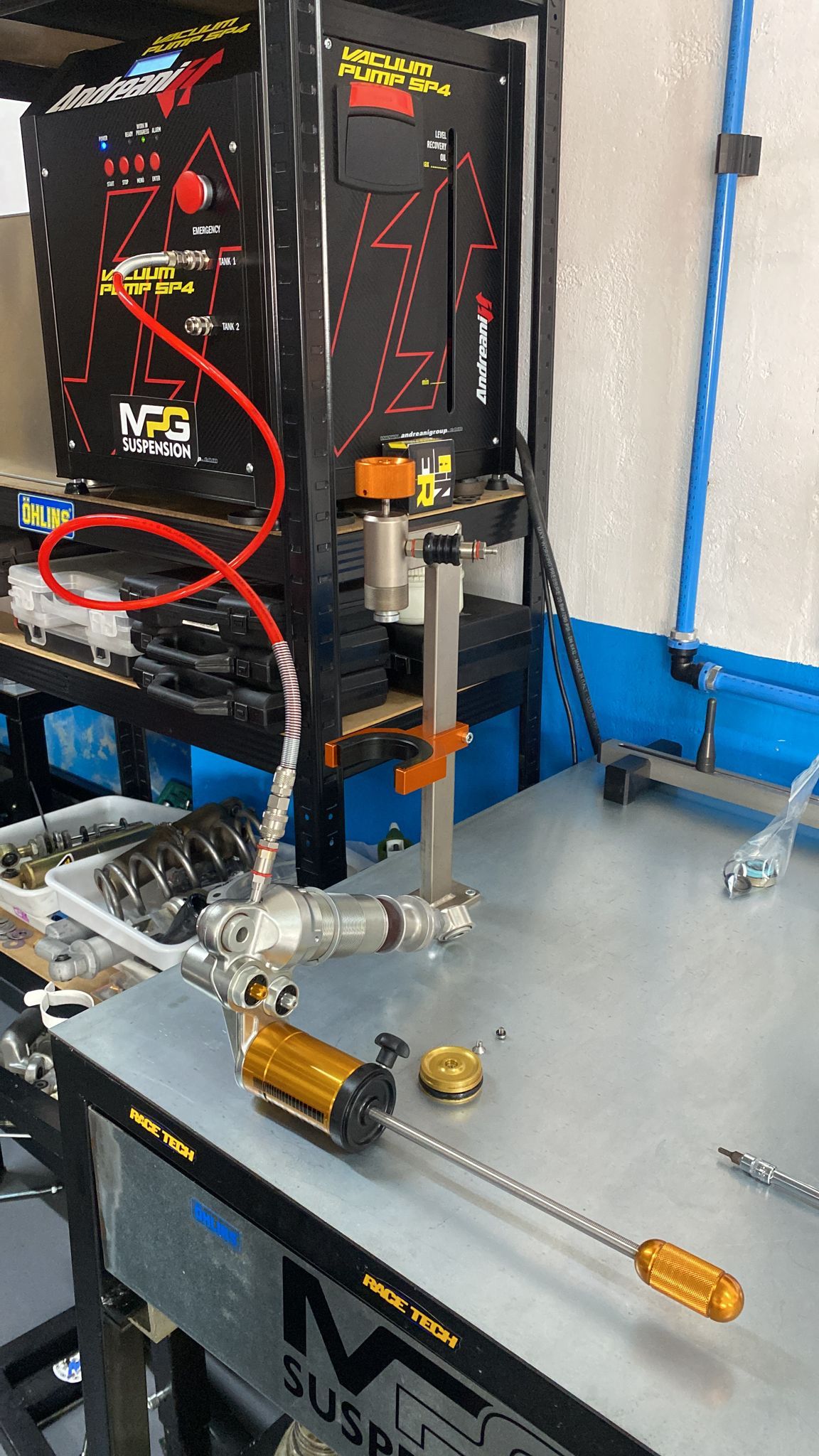 Mantenimiento completo amortiguador TTX Öhlins - Imagen 3
