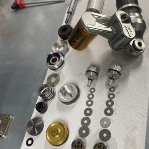 Mantenimiento completo amortiguador TTX Öhlins