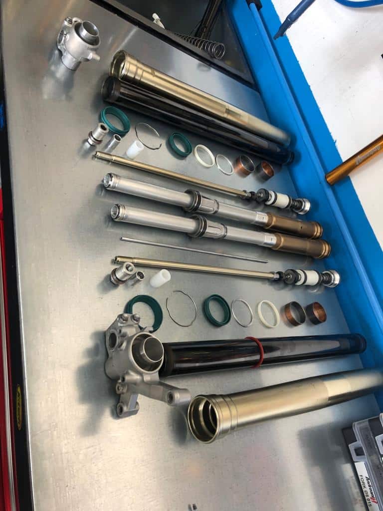 Mantenimiento completo horquillas Offroad presurizadas